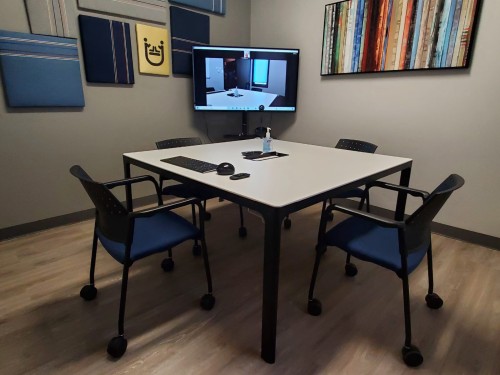 Boardroom Small Meeting Room- Image 0